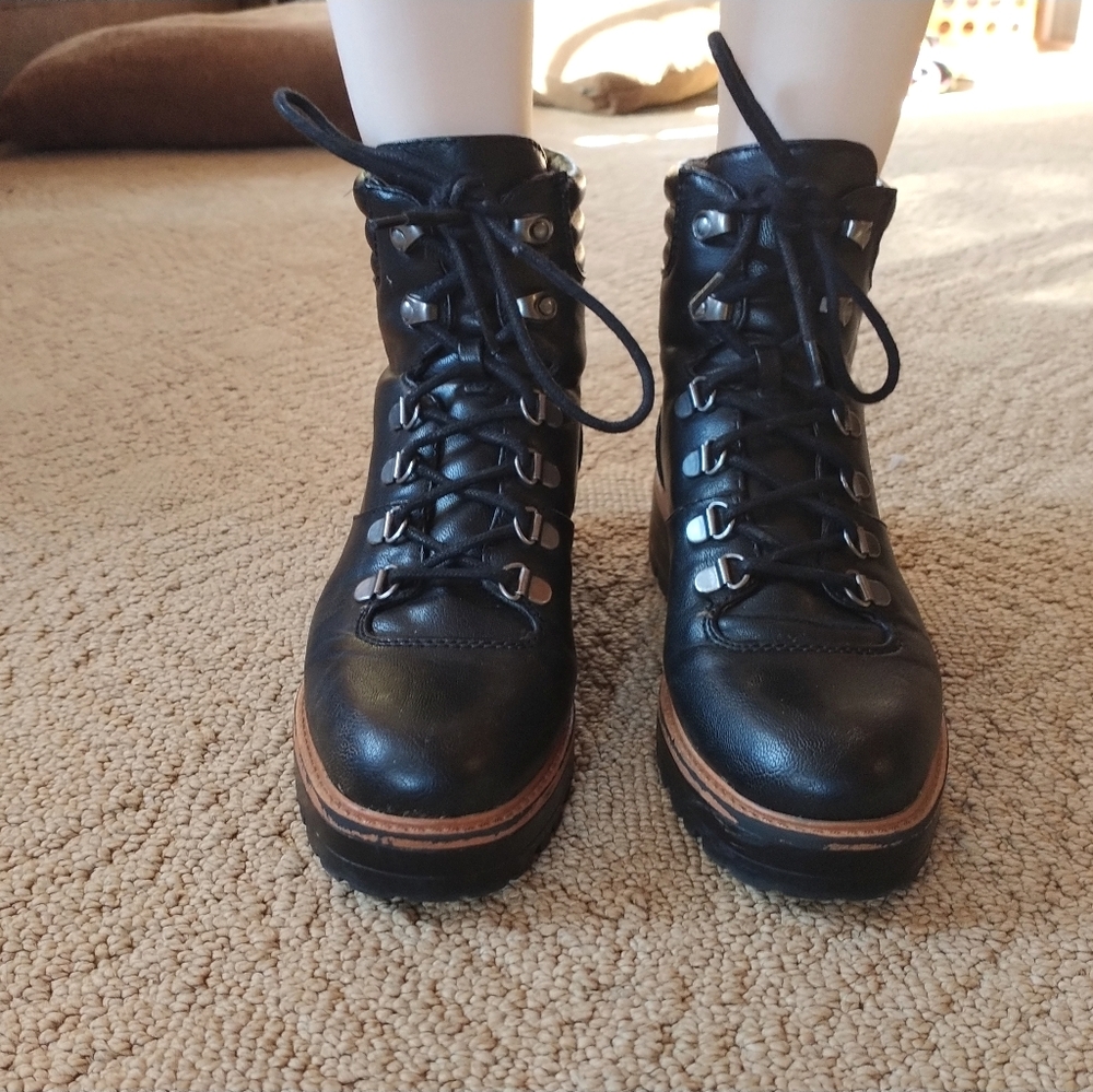 Ankle boots